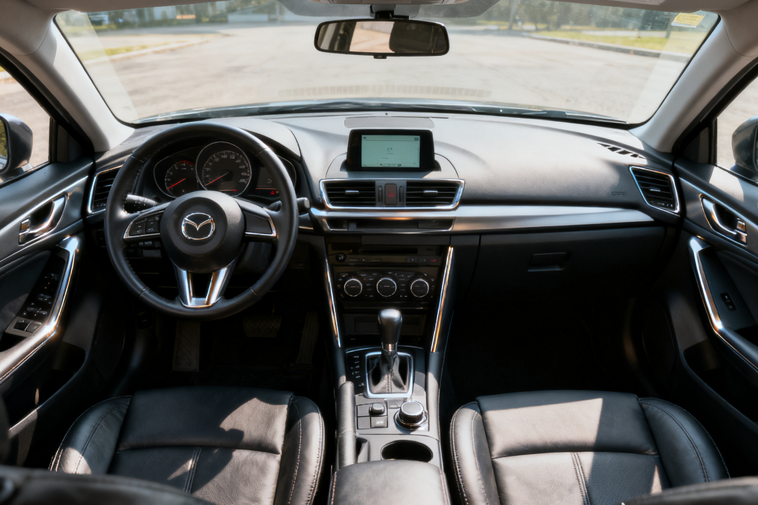 Lamtto RC29 CarPlay Video Screen - Ultimate In-Car Entertainment