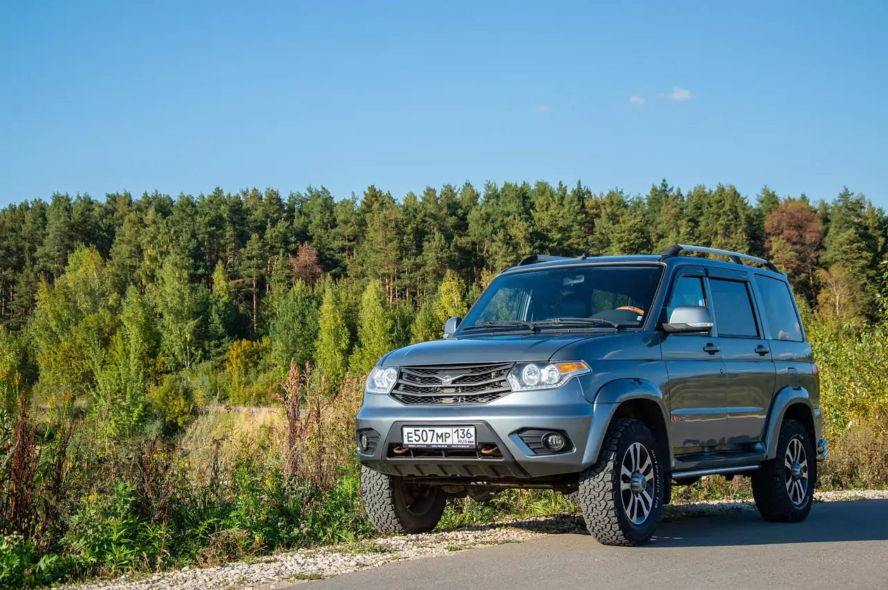 What to Buy Before Tariffs Hit: Smart Screens for Cars & Motorcycles