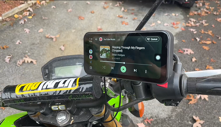 Seamless Integration: A Comprehensive Guide to Installing CarPlay on Your Motorcycle