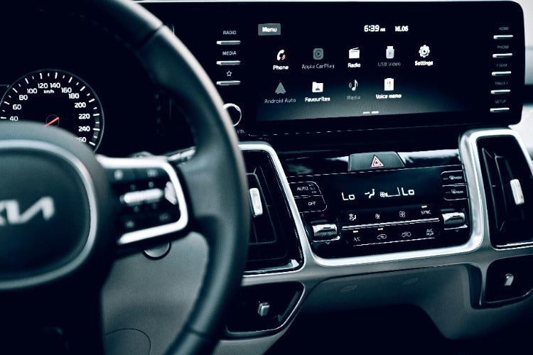 How to Wirelessly Connect Your iPhone to CarPlay